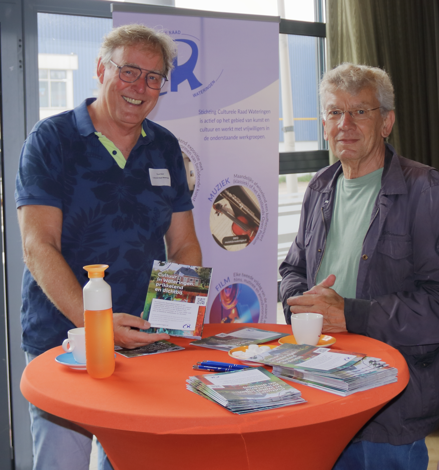ruud-boer-links-in-gesprek-met-geinteresseerde-culturele-raad-wateringen_volledig