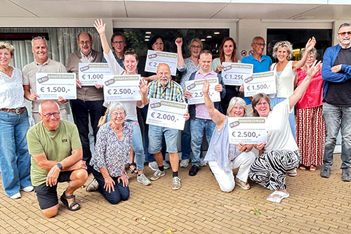 culturele-raad-erg-blij-met-cheque-Resell-'sGravenzande