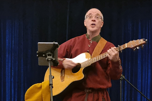 20251214-esdor-van-elten-op-gitaar