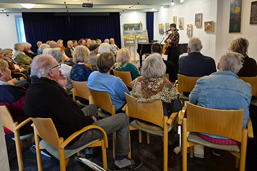 geslaagd-optreden-babette-zwinkels-op-zondag-11-januari