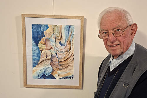 paul-zuidgeest-met-schilderwerk